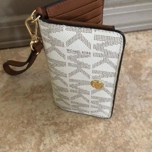 Michael Kors wallet